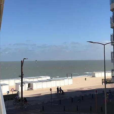 Urbanstay Suites - Beachfront Apartment In Knokke Exterior photo